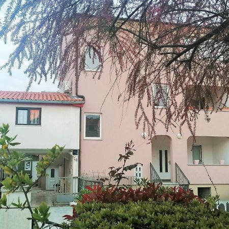 Apartments Kety Ровинь Экстерьер фото